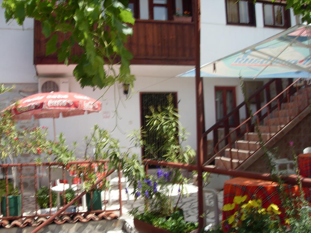 Guest House Rimski Most Melnik  Eksteriør billede